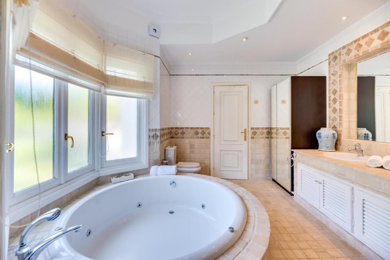 Apartamento Luxurious 7 Bdrm Frontline Golf - Aloha Gardens Marbella