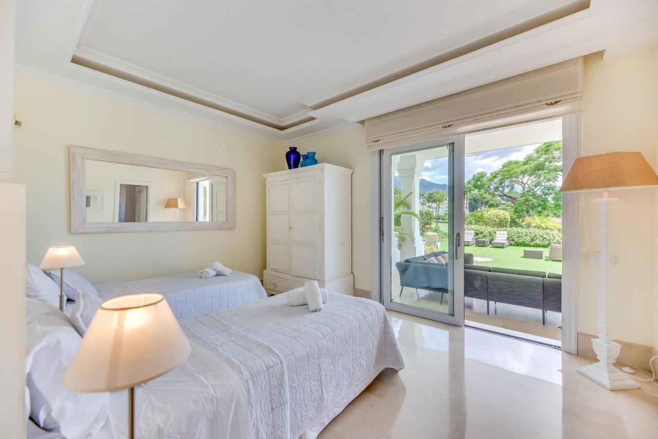Apartamento Luxurious 7 Bdrm Frontline Golf - Aloha Gardens *
